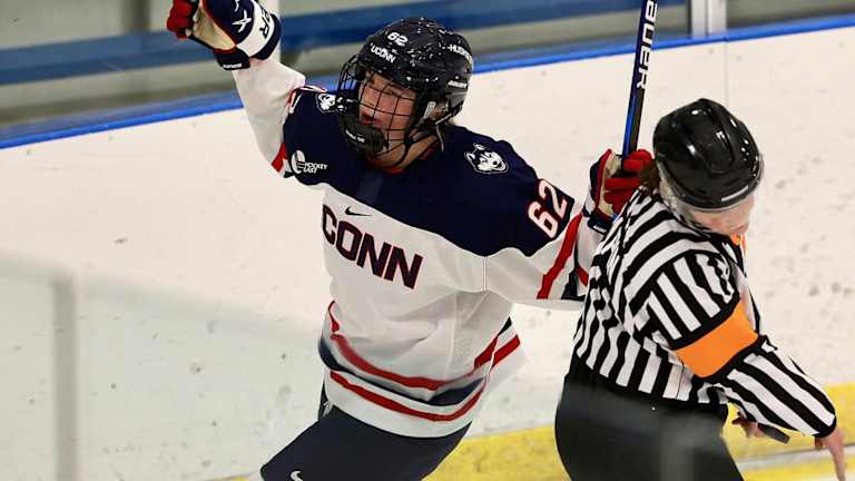 Women’s Hockey: Huskies Defeat Catamounts 5-1